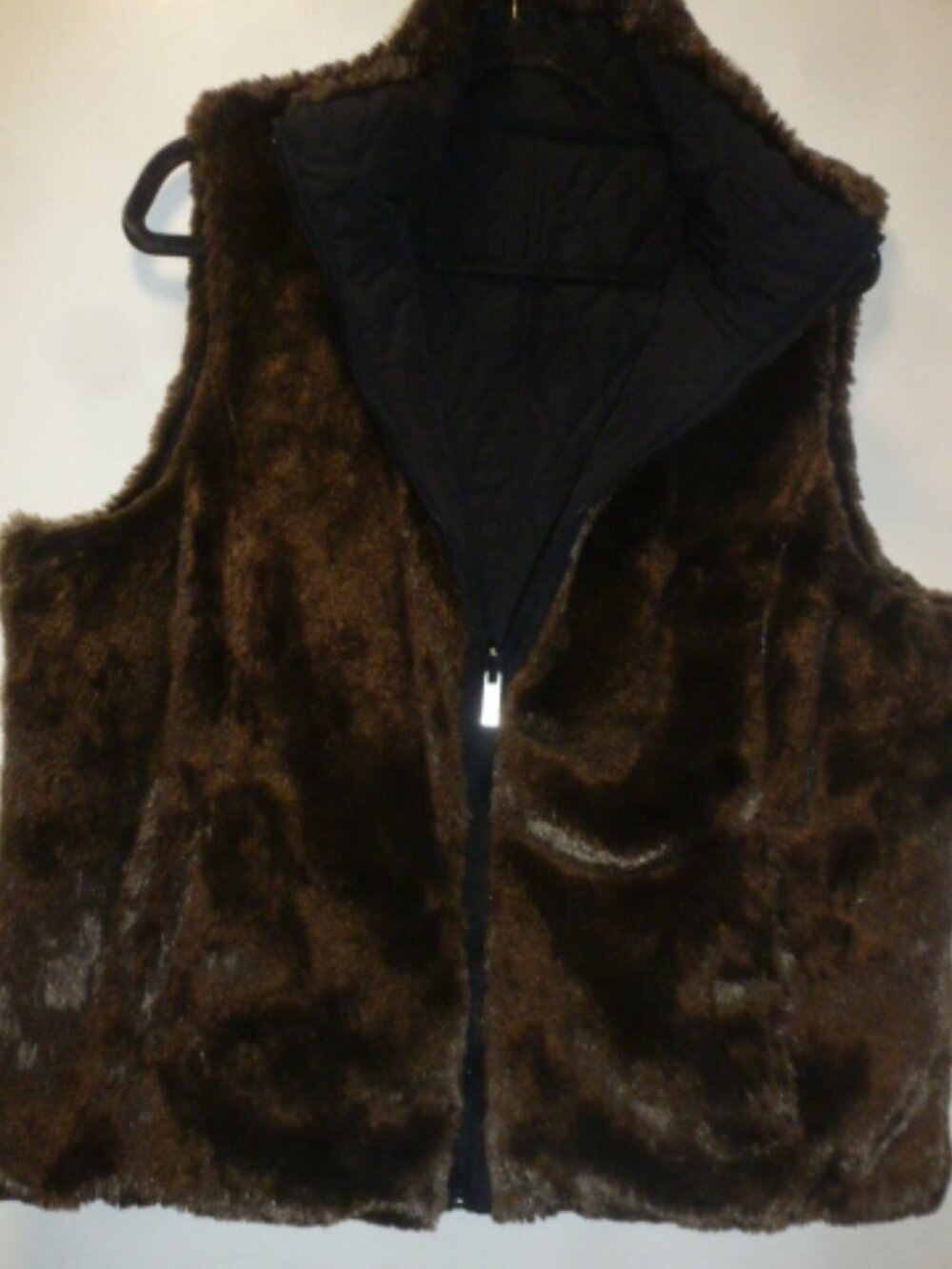 Weatherproof Reversible Faux Fur Vest Women’s XL Brown Black